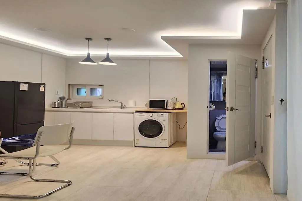Apartamento C-5 White Linen House Seúl 0*,  Corea del Sur